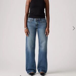 Levi's Women's Straight Leg Blue Jeans